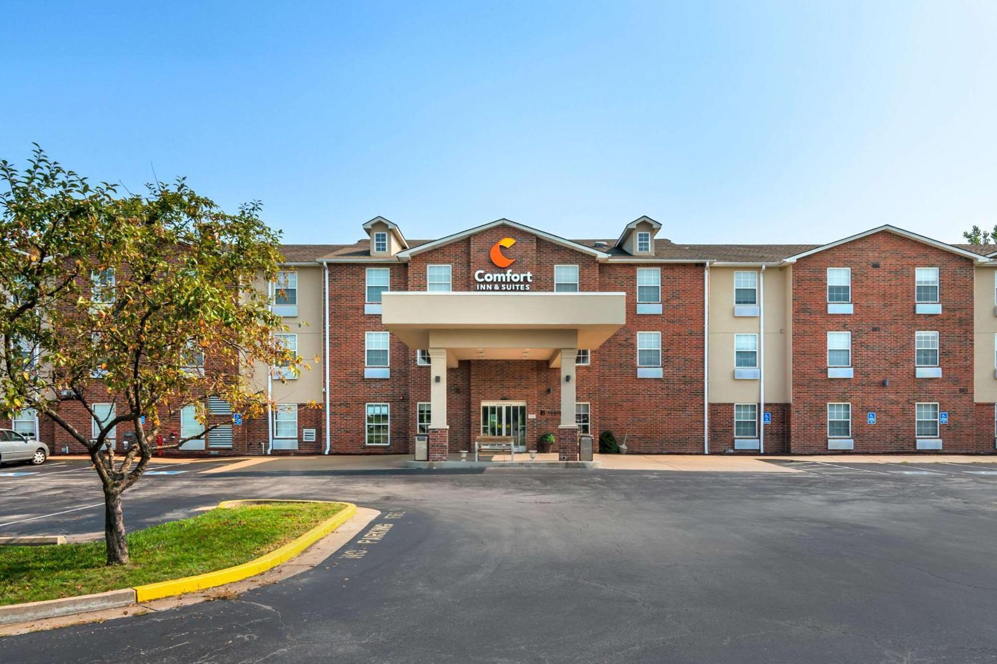 Comfort Inn & Suites St Louis - Chesterfield Exterior foto